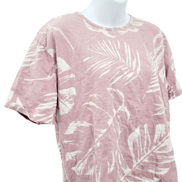 2/$20 Max Cocos Pink & White Leafs Pattern Top Tee Blouse Size: Large - Picture 3 of 7